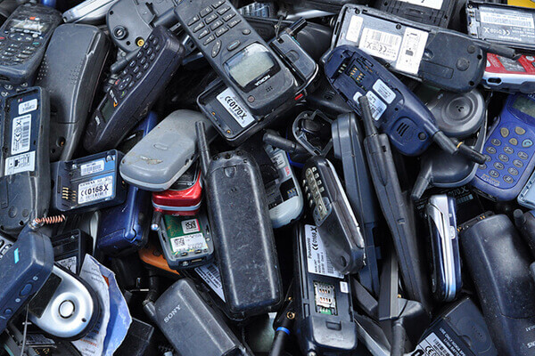 broken old phones