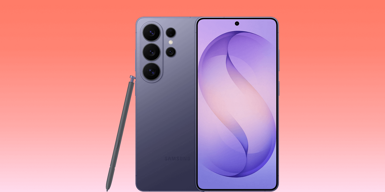 Samasung Galaxy S26 Ultra, front and rear with S pen