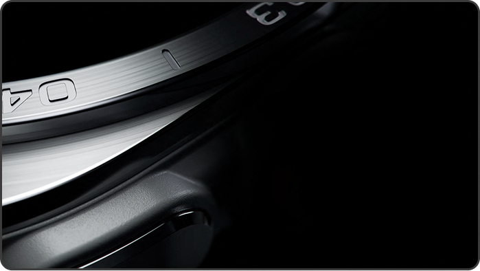 Close up image of the Galaxy Watch Ultra2